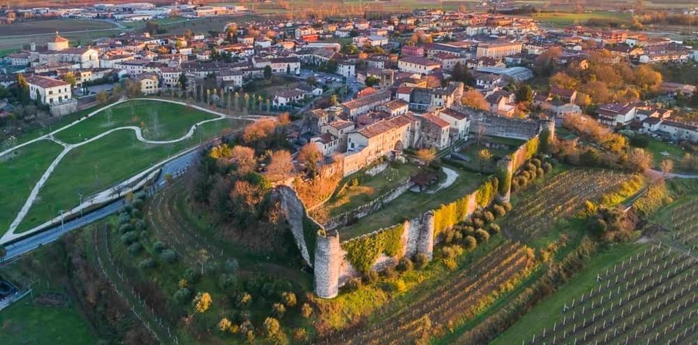 Thomas' Castle Apartment Pozzolengo Exterior foto